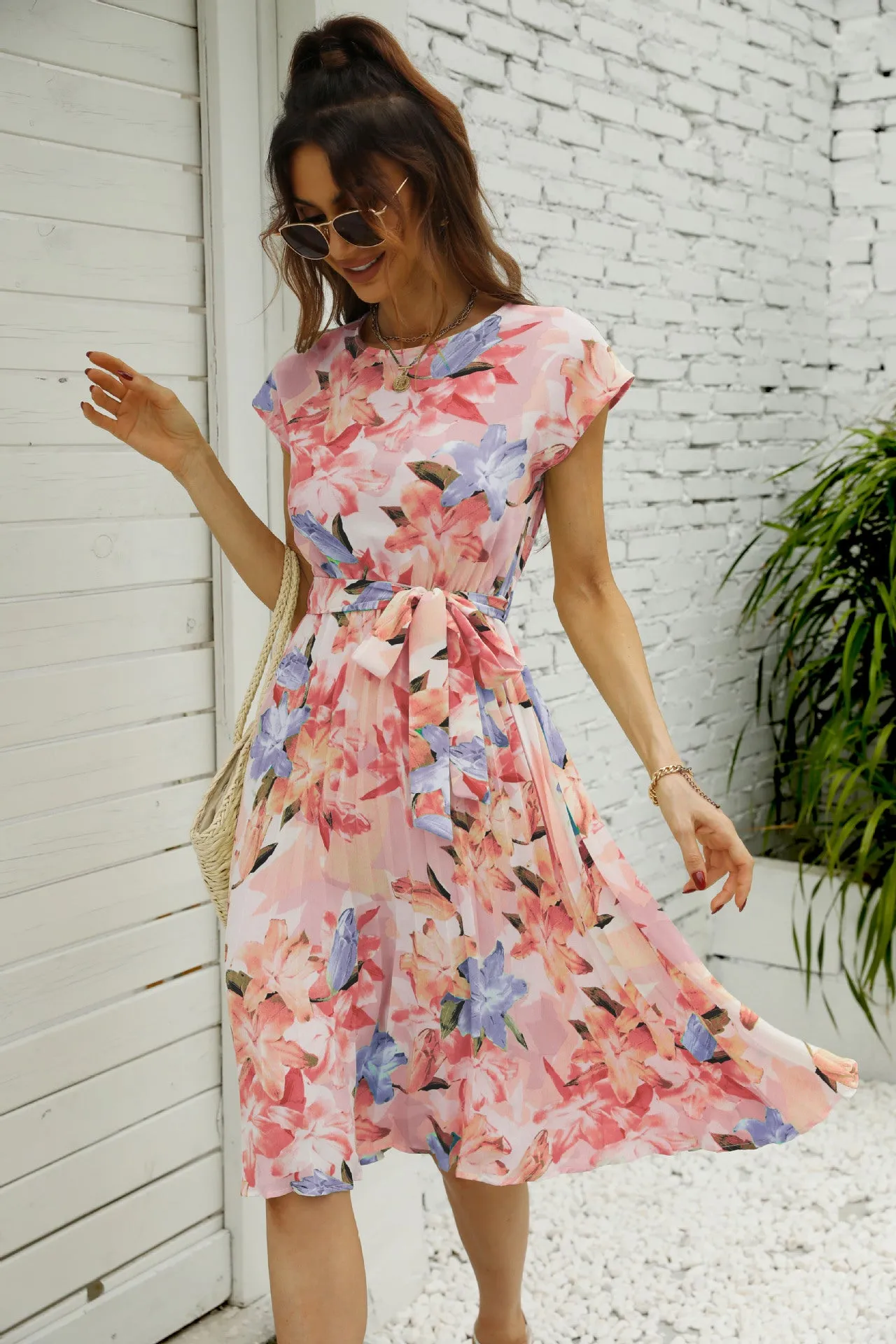 Floral Pleated Short Sleeve Round Neck Dress