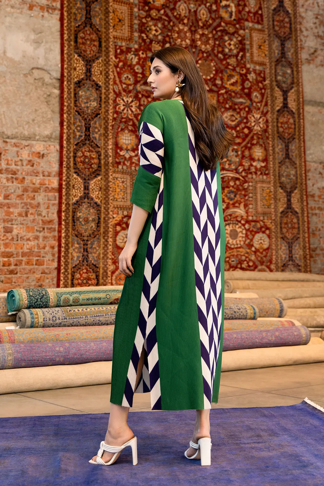 Upal Pleated Long